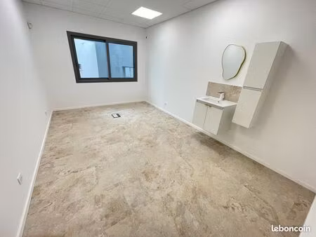 bureau à louer pour professionnel de santé et du bien-être