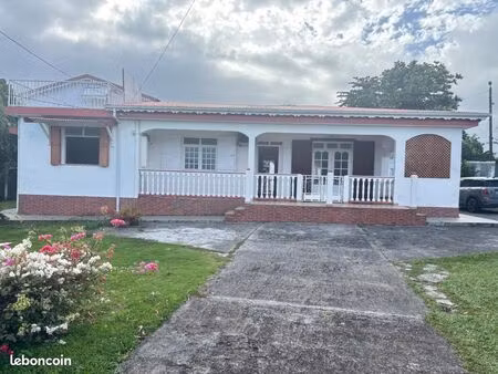maison 6 pièces 180 m²