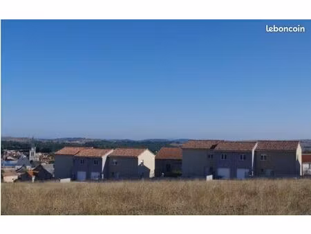 terrain 760 m² la cavalerie