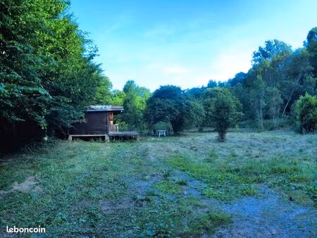 terrain de loisirs de 3000 m2 dans la zone n  chalet en bord de rivière  à 10 minutes de c