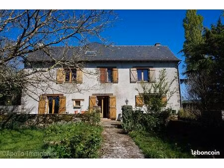 maison avec verger et bois