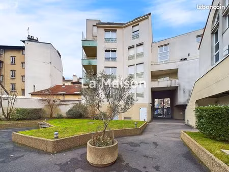 appartement 4 pièces 81 m²