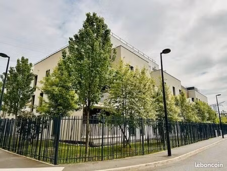 appartement 4 pièces 76 m²