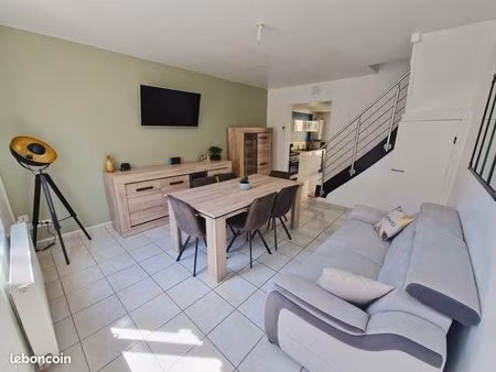 maison rénovée 66 m² – terrasse – centre rivery
