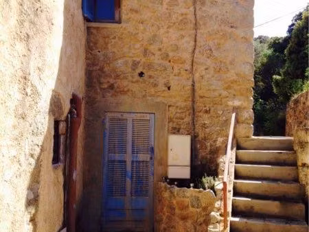 petite maison de village 30 m2