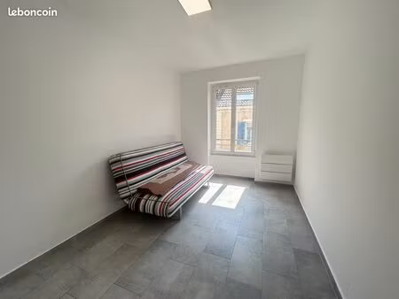 studio 1 pièce 18 m²