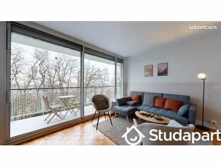 chambre 1 pièce 11 m²