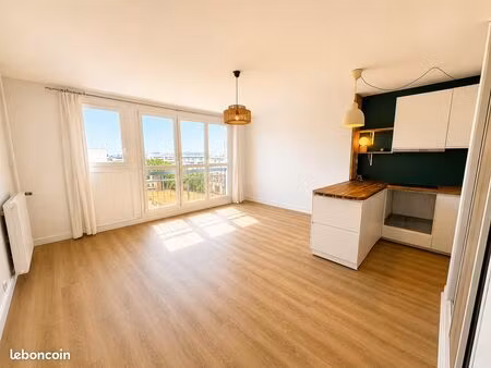 studio refait à neuf de 31m2 - pantin