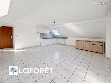 appartement 3 pièces 50 m²