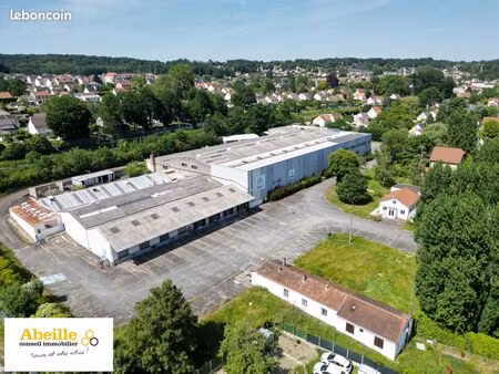 local 6875 m² saint-chéron