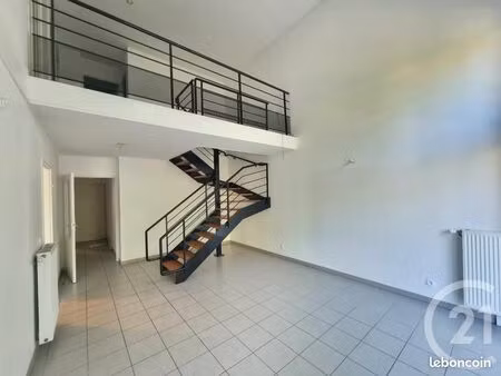 maison 5 pièces 109 m²