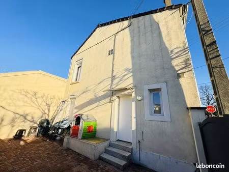 maison de ville 4 pièces 64 m²