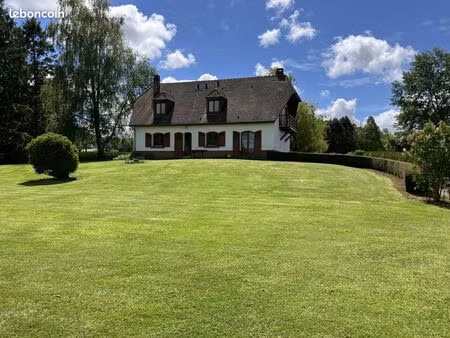 pavillon 5 pièces 140 m²