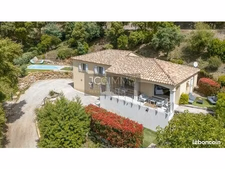 villa 4 pièces 173 m²