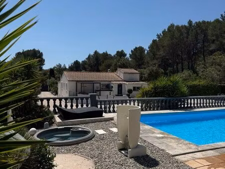 villa calme absolu – rare jusqu’à 1 hectare