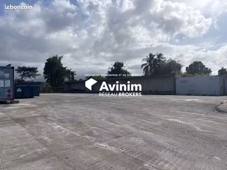terrain 1500 m² petit-bourg