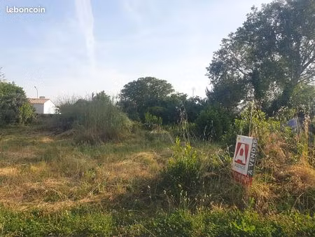 terrain constructible de 427 m2