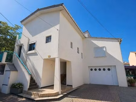 t4 de 100 m² proche mer avec garage