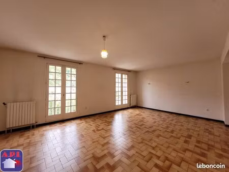 appartement 3 pièces 84 m²