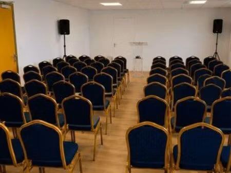 salle de culte/bapteme/ recueillement