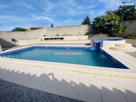 villa 6 pièces 150 m²
