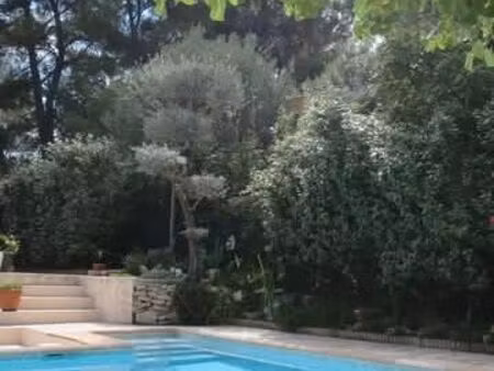 superbe villa familiale dans bel écrin de verdure