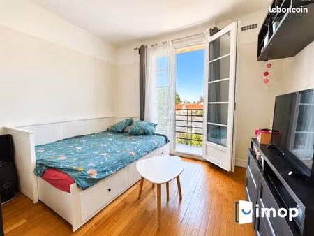 studio 2 pièces 25 m²