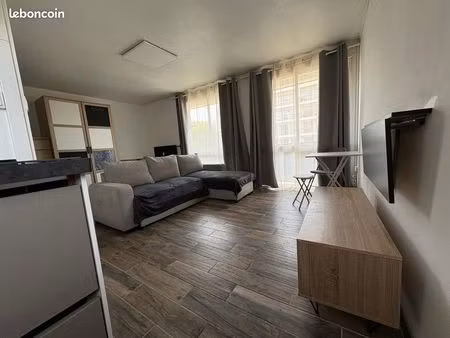 studio 30m2 chauffage et eau chaude inclus