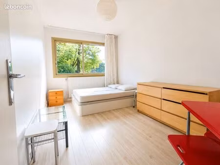 studio 16 m² calme et lumineux