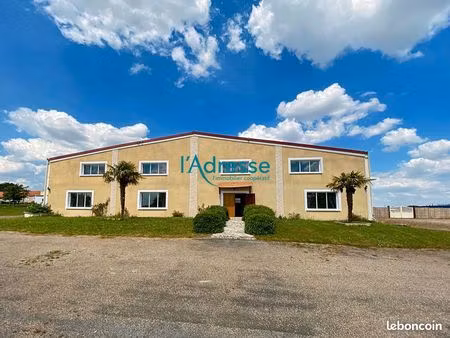 local commercial 363 m² mantes la jolie