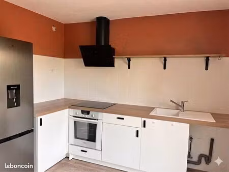 maison a louer f4