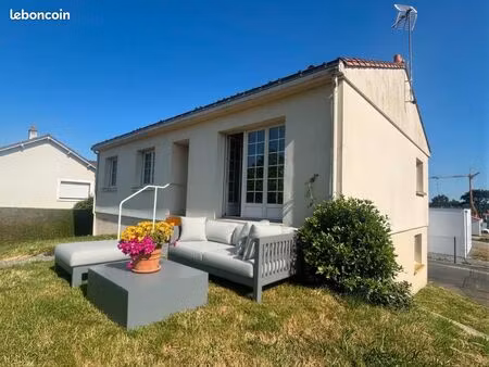 maison 5 pièces 93 m²