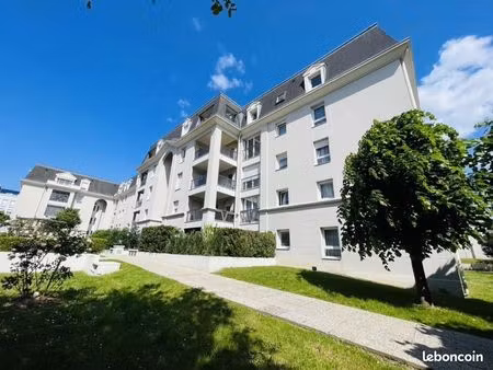 appartement 5 pièces 100 m²