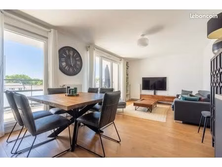 appartement 3 pièces 66 m²