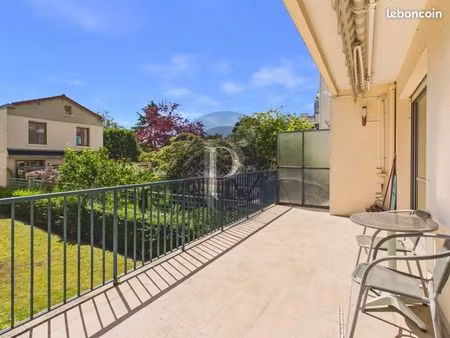 appartement 2 pièces 52 m²