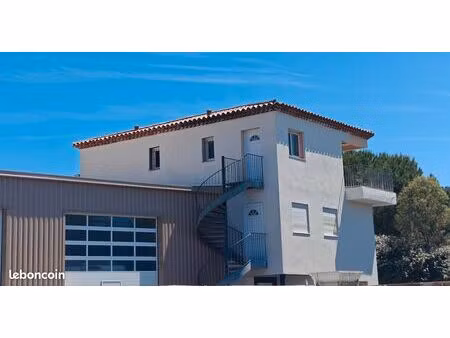 locaux ou bureaux 13m²  15m² et 20m² disponibles a la location a la moutonne