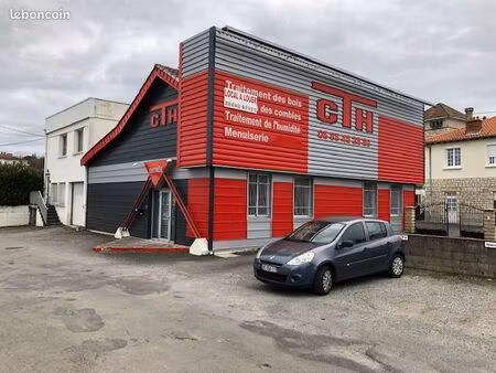 local commercial a louer