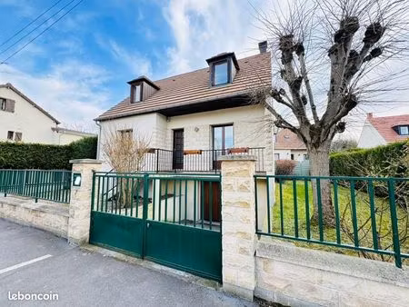 pavillon 6 pièces 119 m²