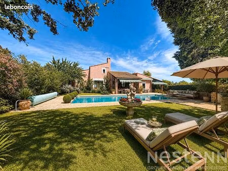 propriété 7 pièces 160 m²