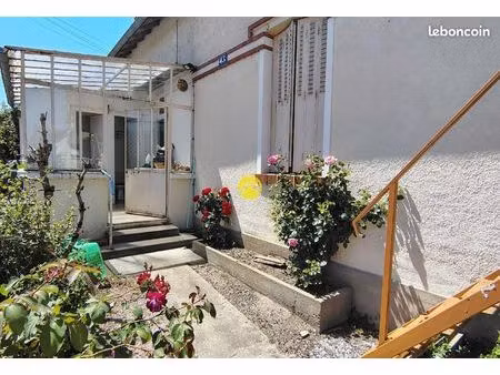 pour célibataire endurci(e)