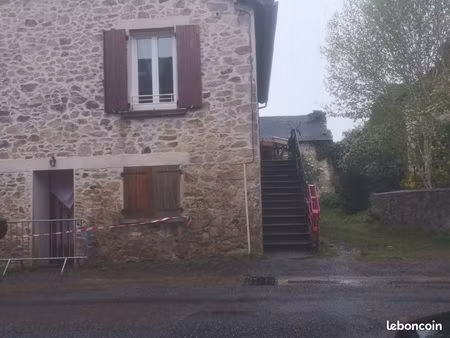 loue maison de village