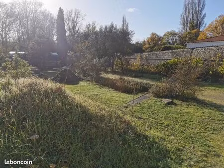 terrain 722 m² sainte soulle