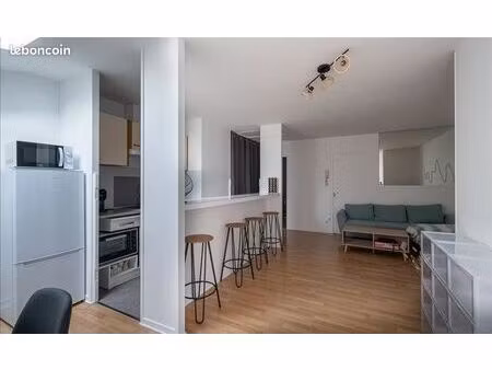 immeuble 200 m² saintes