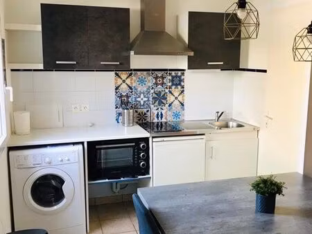 appartement t2 meublé avec extérieur