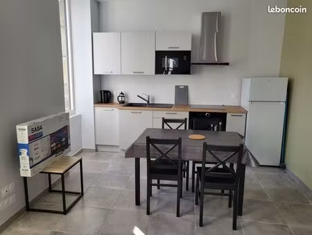studio 1 pièce 31 m²