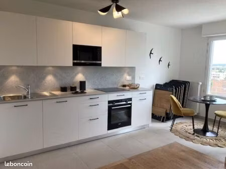 appartement 3 pièces 65 m²