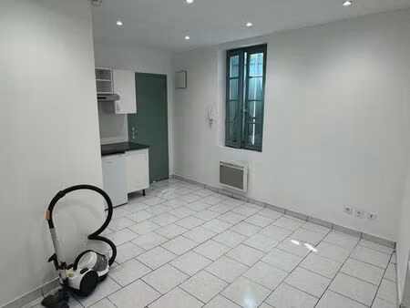 studio a louer au centre ville