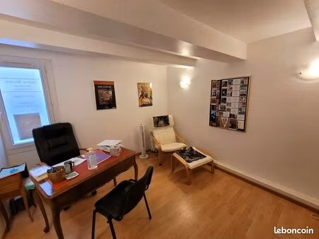 location bureau / cabinet