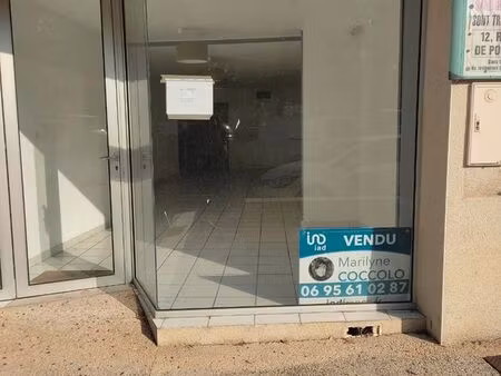 local commercial à louer