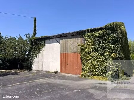 local 250 m² ciré-d'aunis